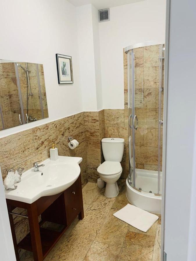 Apartament Walczaka 15 Miejsce Parkingowe กอร์ซุฟเวียลคอปอลสกี ภายนอก รูปภาพ